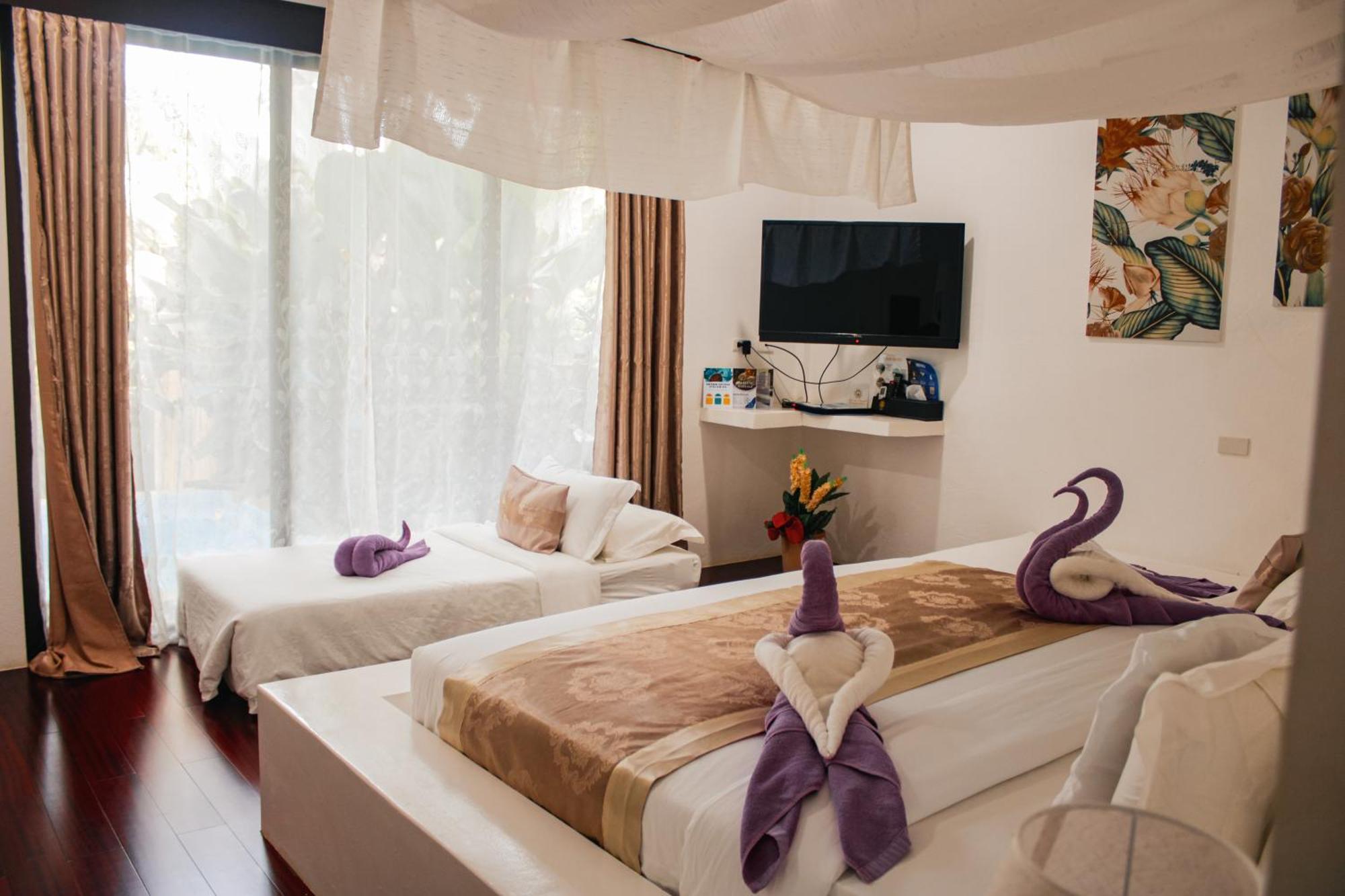 Carpe Diem Villas & Resort Puerto Princesa Exterior photo